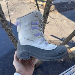 Columbia Omni-Heat 400 Grams Women’s White & Gray Waterproof Snow Boots Size 5
